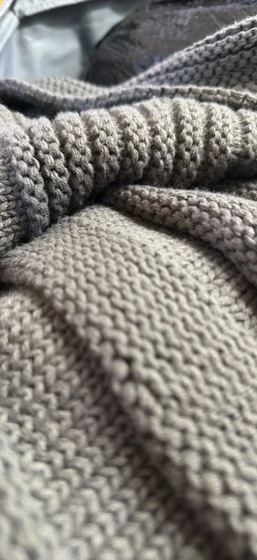 Elegant Gray Cable Knit Sweater Dress - detail